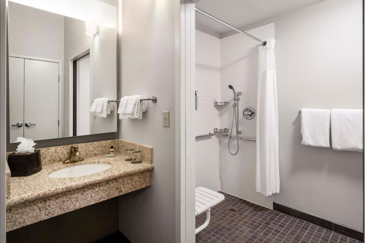 Courtyard Denver Southwest/Лейквуд Экстерьер фото