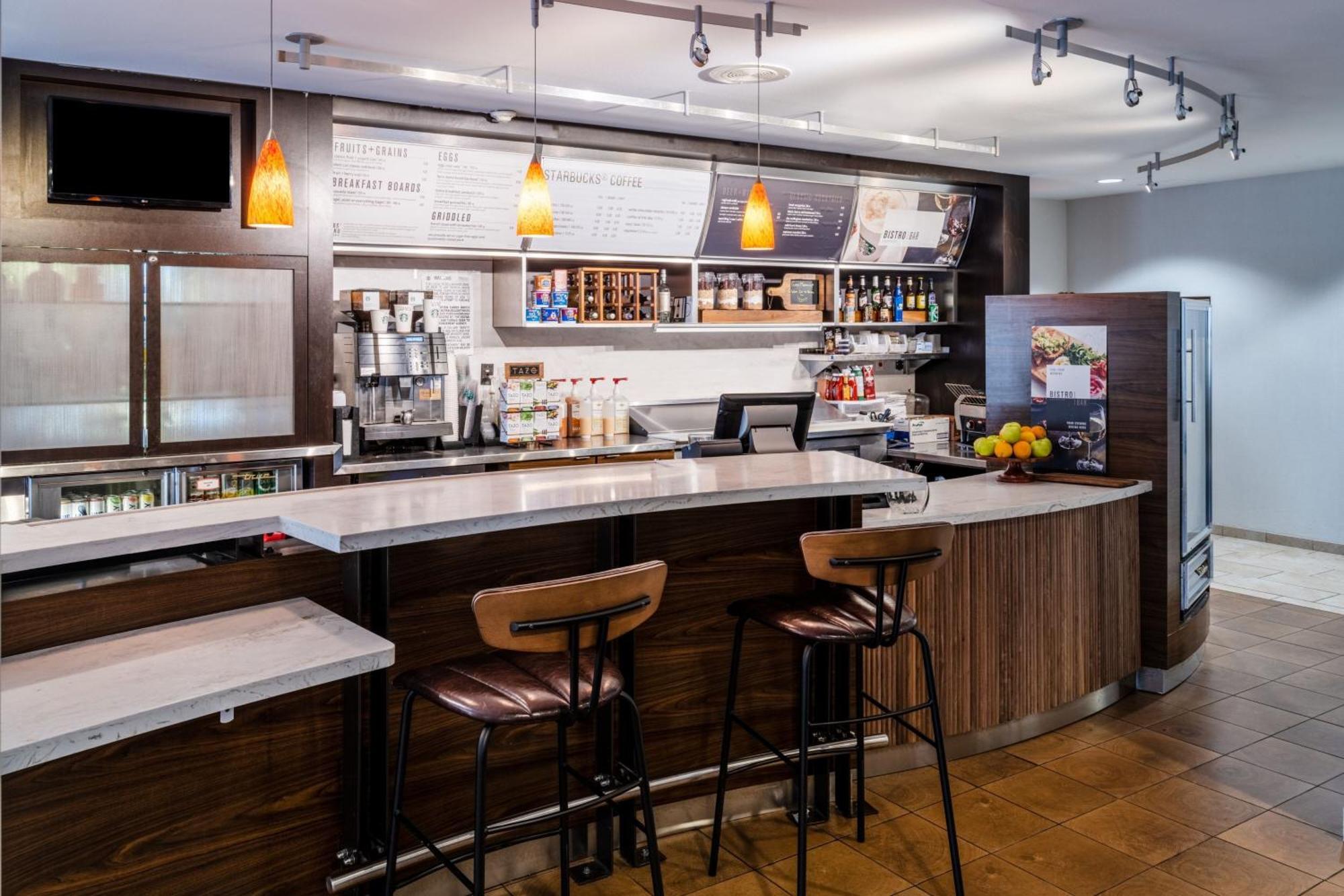 Courtyard Denver Southwest/Лейквуд Экстерьер фото